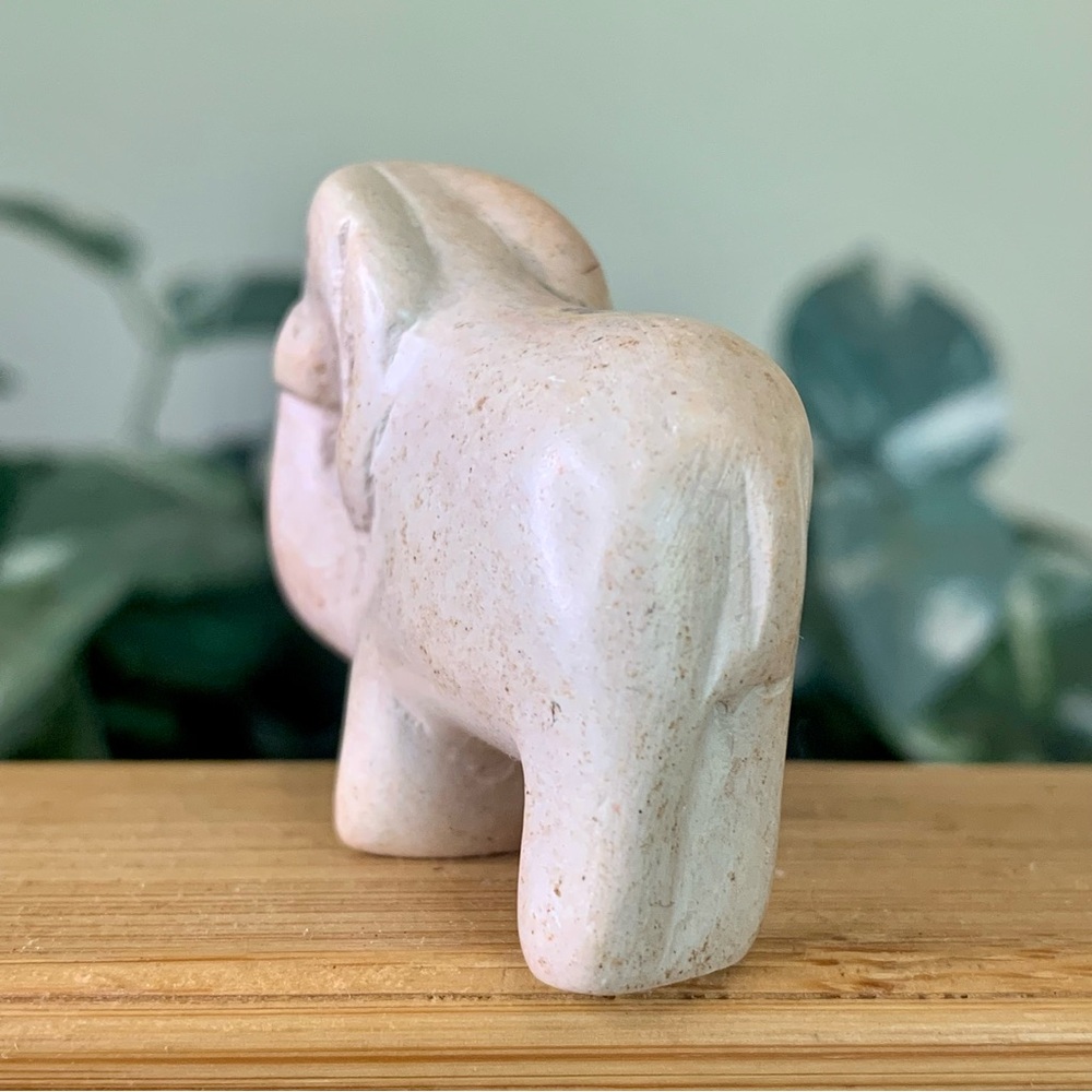 Pink Soapstone Elephant Figurine Hand Carved Zoo Safari Animal Pet Carving 2” - Picture 5 of 9
